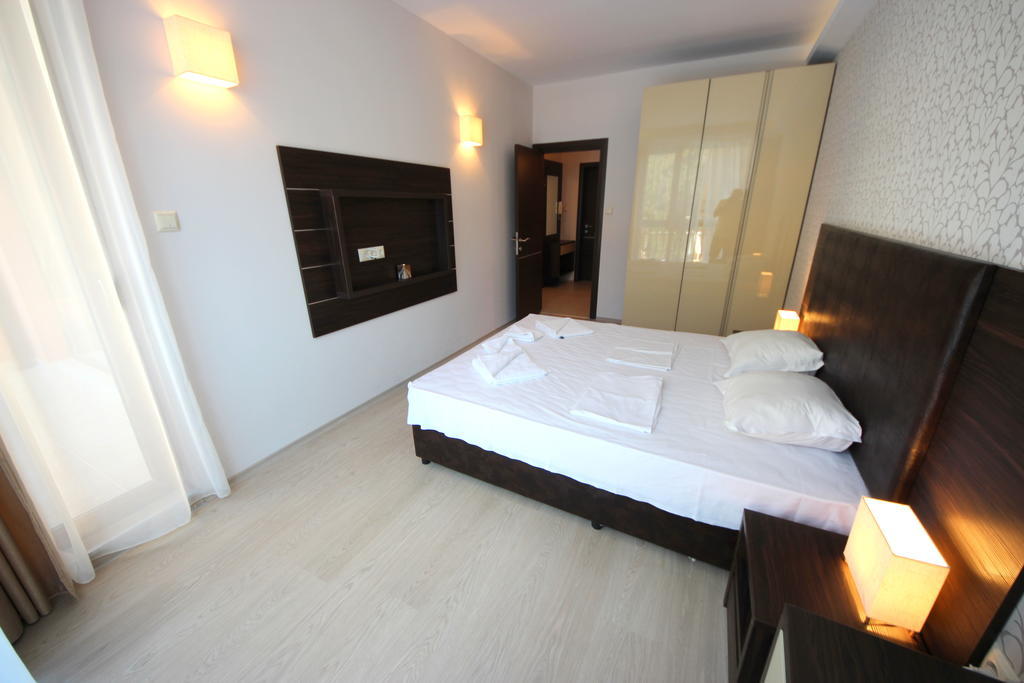 Menada Harmony Suites Apartments Sunny Beach Quarto foto
