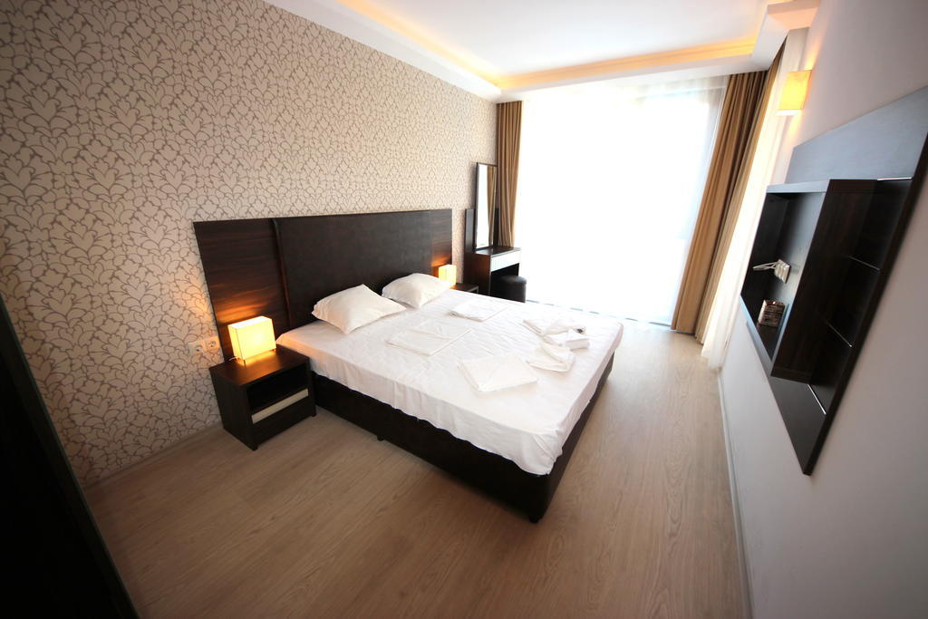Menada Harmony Suites Apartments Sunny Beach Quarto foto